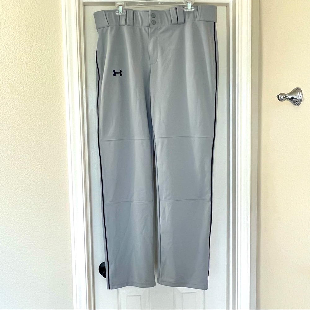 Like new Adult XL Under Armour baseball pants